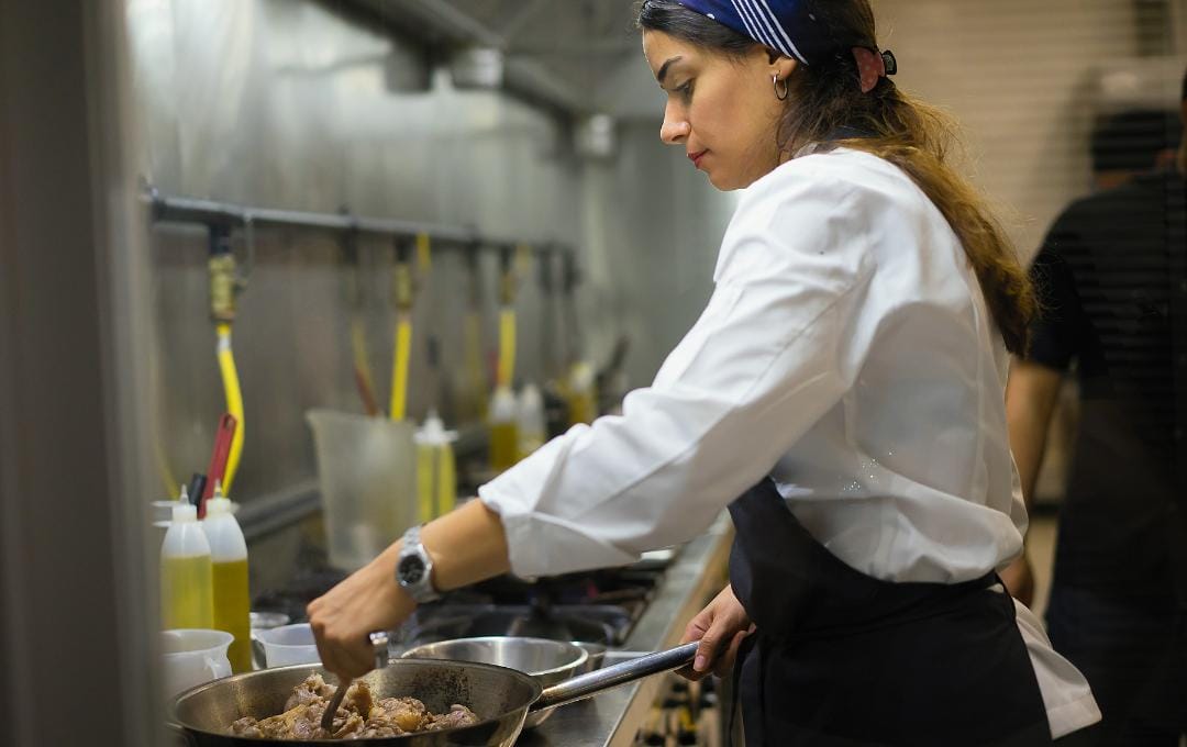 Should You Be Worried About Chronic Venous Insufficiency? Know Your Risk 5 Female chef working a long shift on her feet, which increases chronic venous insufficiency (CVI).